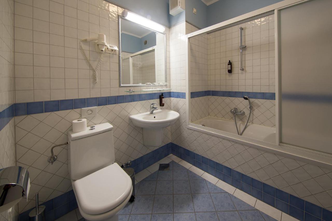 Hotel Kozana Доброво Екстериор снимка