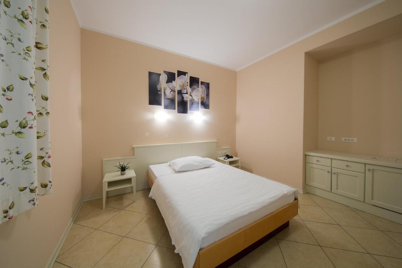 Hotel Kozana Доброво Екстериор снимка